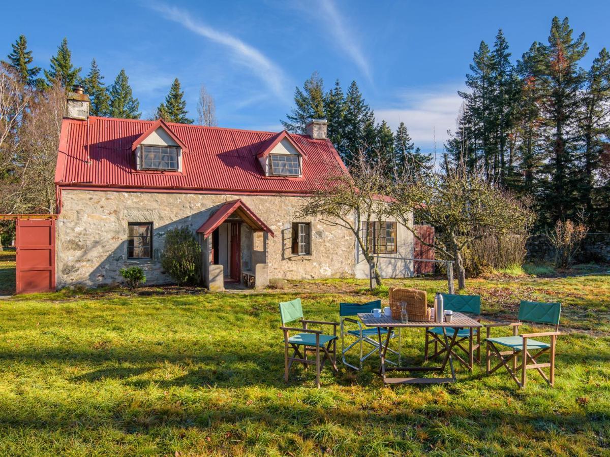Wanaka Stone Cottage - Wanaka Holiday Home Экстерьер фото